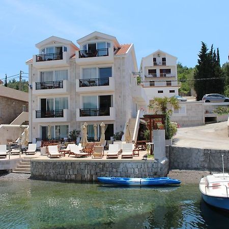 Apartments Harmonia Tivat Eksteriør bilde