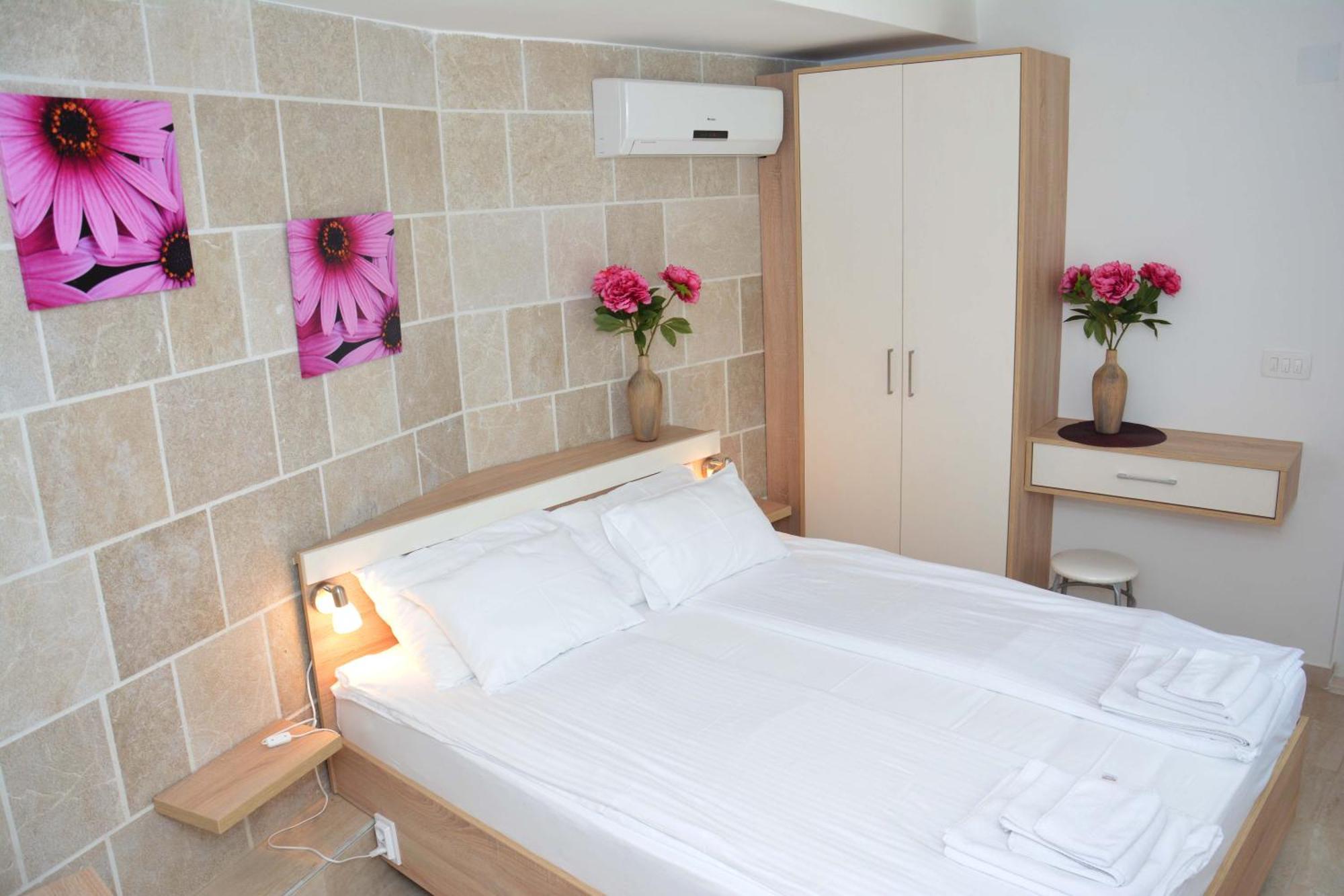 Apartments Harmonia Tivat Rom bilde