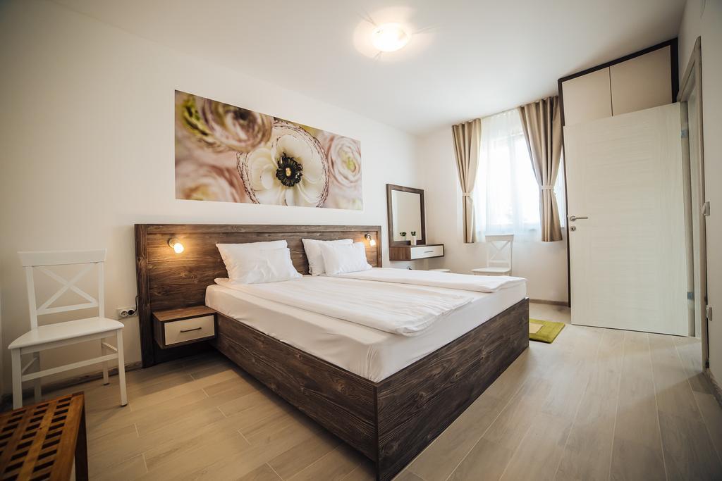Apartments Harmonia Tivat Eksteriør bilde
