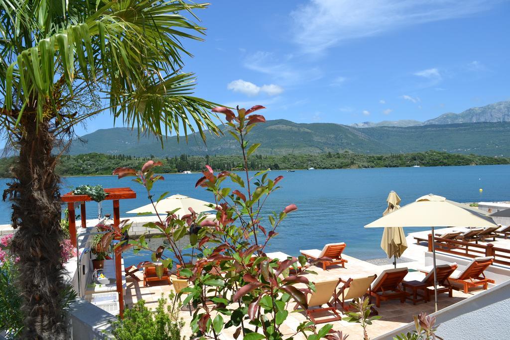 Apartments Harmonia Tivat Eksteriør bilde