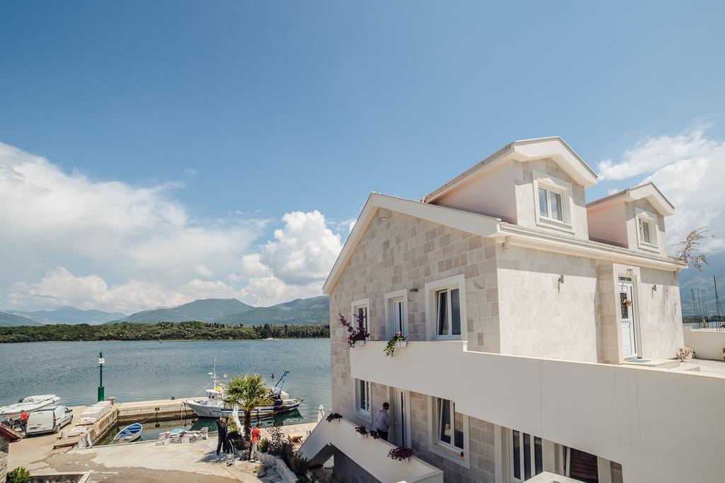 Apartments Harmonia Tivat Eksteriør bilde